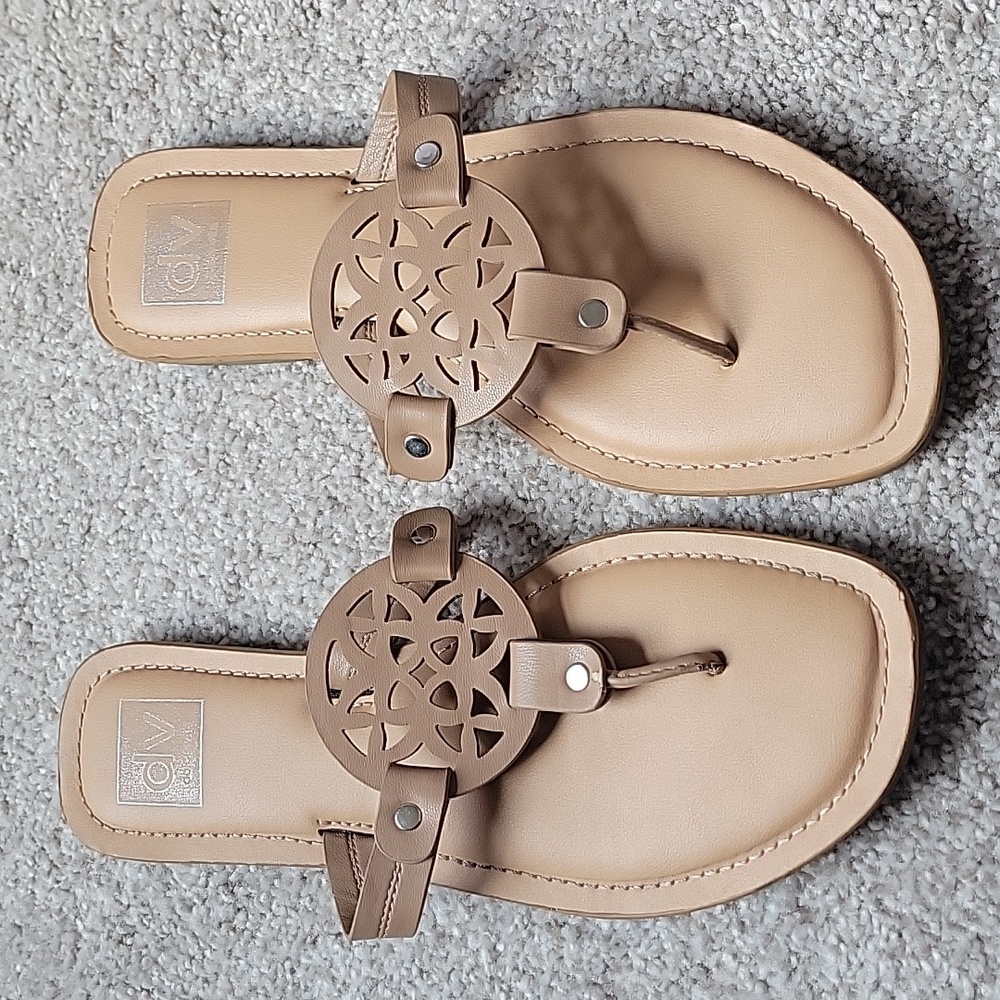 Dolce Vita flip flops